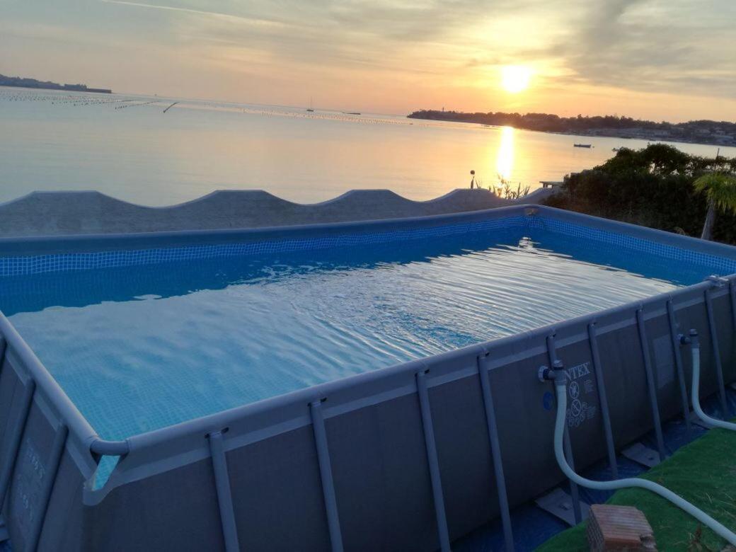 Casa Vacanze con discesa personale al mare e piscina Fanusa Esterno foto